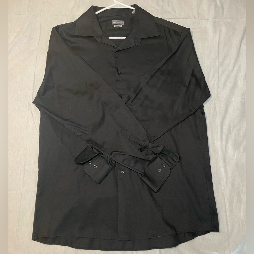 Mens Black Van Heusen brand Dress Shirt
